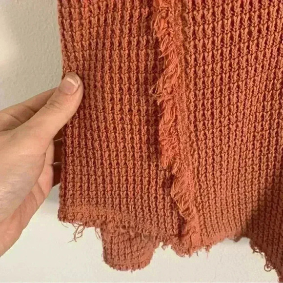 Free People Sunrise Cold Shoulder Sweater sz xs - Picture 7 of 9